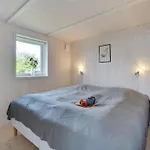 Liutulf - 40m From The Sea By Interhome