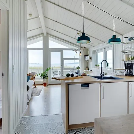 Liutulf - 40m From The Sea By Interhome